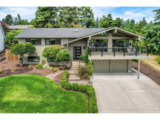 2418 SADDLE Ct, West Linn, OR 97068