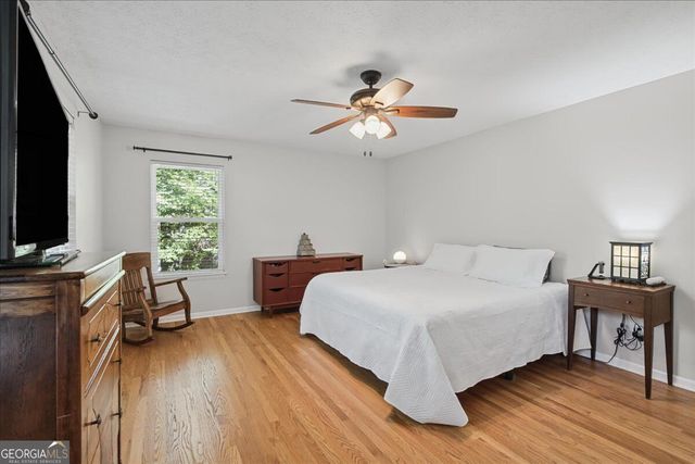 98 Geraldine Drive SE, Smyrna, GA 30082