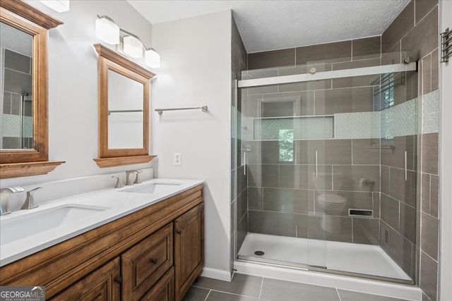 98 Geraldine Drive SE, Smyrna, GA 30082