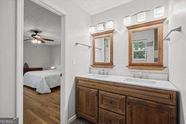 98 Geraldine Drive SE, Smyrna, GA 30082