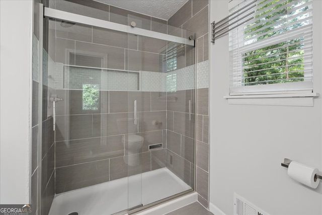 98 Geraldine Drive SE, Smyrna, GA 30082