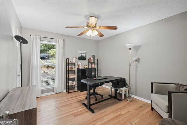 98 Geraldine Drive SE, Smyrna, GA 30082