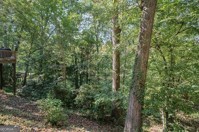 98 Geraldine Drive SE, Smyrna, GA 30082