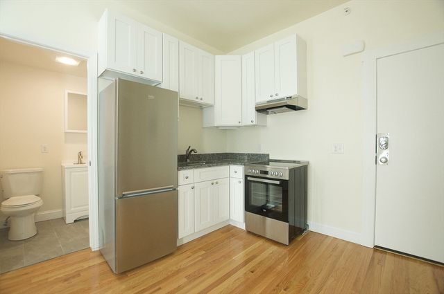 501 E Broadway 8, Boston, MA 02127