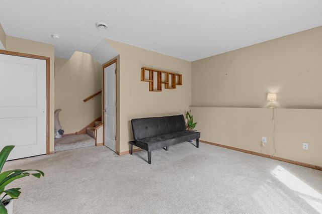 15361 Falk Drive N, Hugo, MN 55038