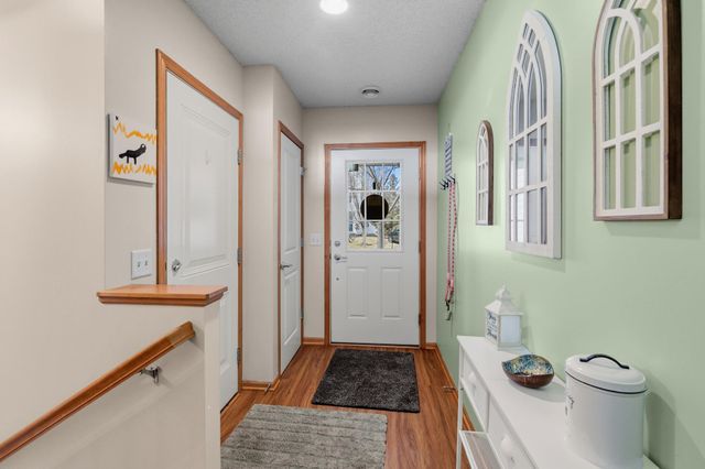 15361 Falk Drive N, Hugo, MN 55038