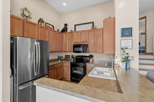 15361 Falk Drive N, Hugo, MN 55038