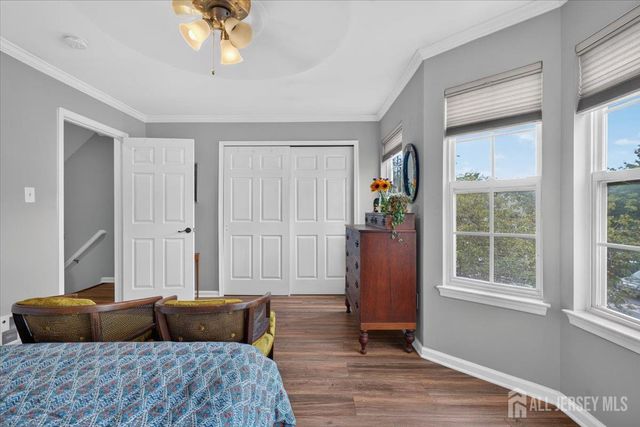 1008 Blossom Circle, South Brunswick, NJ 08810