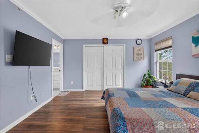 1008 Blossom Circle, South Brunswick, NJ 08810