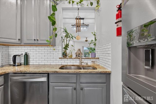 1008 Blossom Circle, South Brunswick, NJ 08810