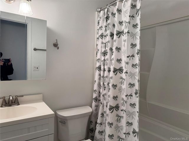 37A Norwood Road Left Side, Port Washington, NY 11050