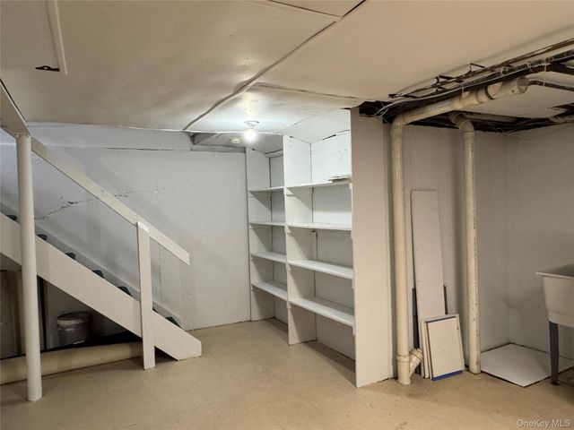 37A Norwood Road Left Side, Port Washington, NY 11050