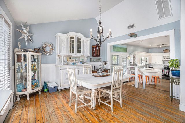 16615 Mansvelt Road, Jamaica Beach, TX 77554