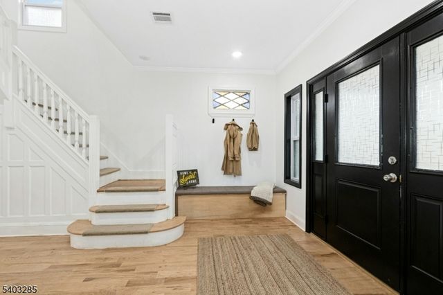 721 Summit St, Linden City, NJ 07036