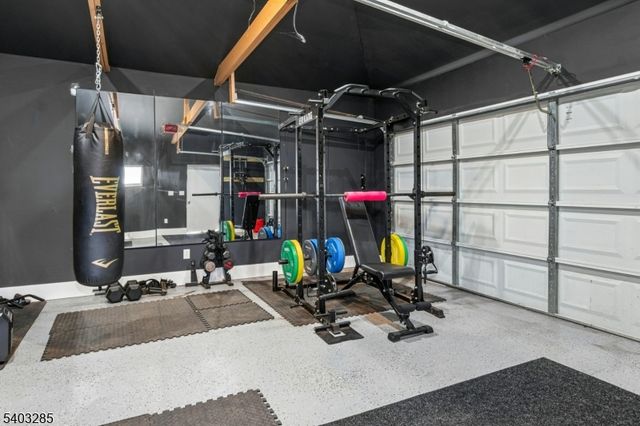 721 Summit St, Linden City, NJ 07036