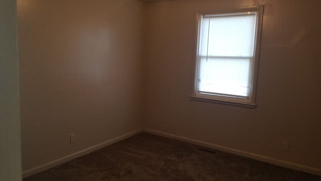 3289 Hinkle Dr, Nashville, TN 37218