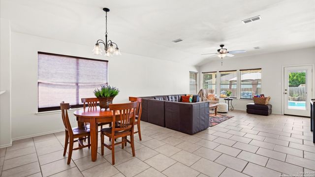 3645 Blakely, Schertz, TX 78154