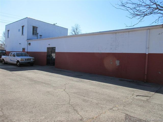 1219 Eureka Avenue, Wyandotte, MI 48192