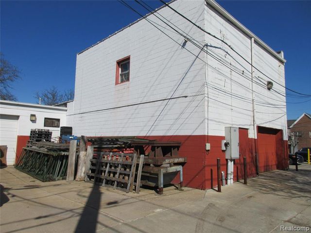 1219 Eureka Avenue, Wyandotte, MI 48192