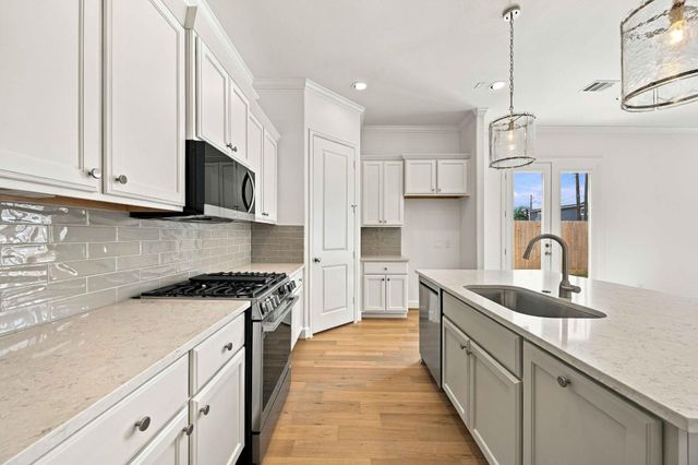 4207 Driscoll Street, Houston, TX 77098