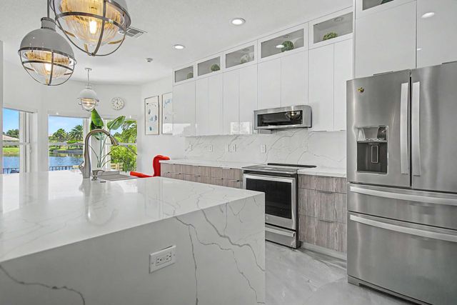 6272 NW 108TH Way, Parkland, FL 33076
