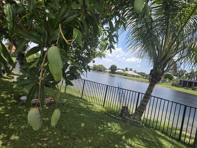 6272 NW 108TH Way, Parkland, FL 33076