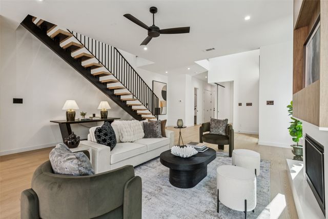 5635 Matalee Avenue, Dallas, TX 75206