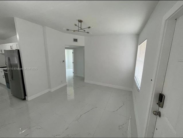 2726 NW 4th Ct, Pompano Beach, FL 33069