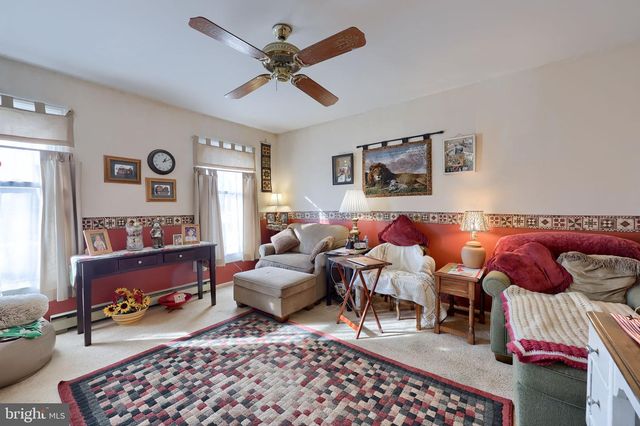 5 ORIOLE DR, Ephrata, PA 17522