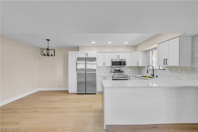 2725 South Nellis Boulevard 1077, Las Vegas, NV 89121