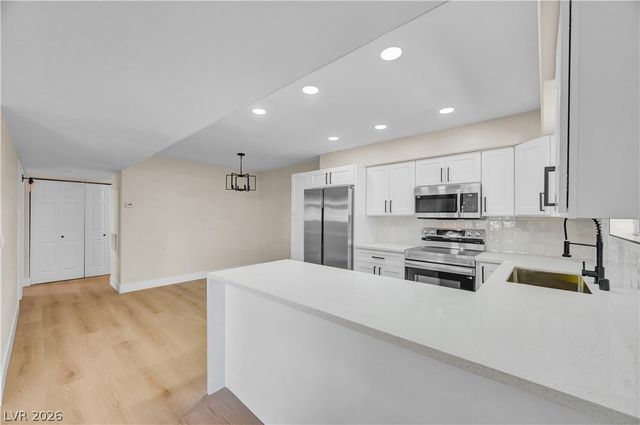 2725 South Nellis Boulevard 1077, Las Vegas, NV 89121