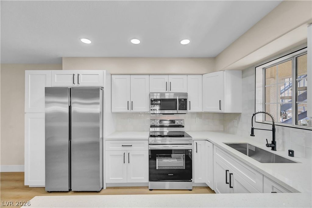 2725 South Nellis Boulevard 1077, Las Vegas, NV 89121