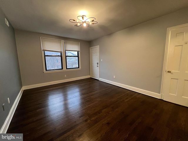 5601 COLORADO AVE NW, Washington, DC 20011