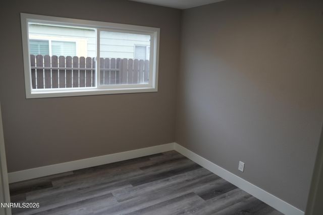 11 E J Street, Sparks, NV 89431