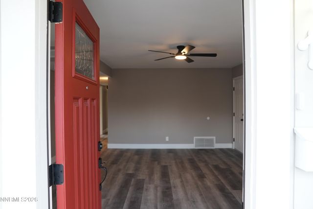 11 E J Street, Sparks, NV 89431