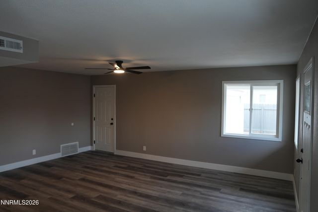 11 E J Street, Sparks, NV 89431