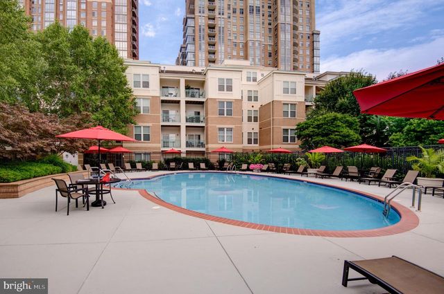 12000 MARKET ST #218, Reston, VA 20190