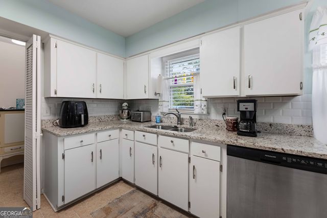 4202 Cheshire Bridge Road, Columbus, GA 31909