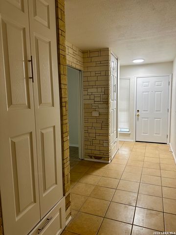 9803 Flatland Trl, Converse, TX 78109