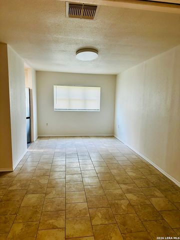 9803 Flatland Trl, Converse, TX 78109