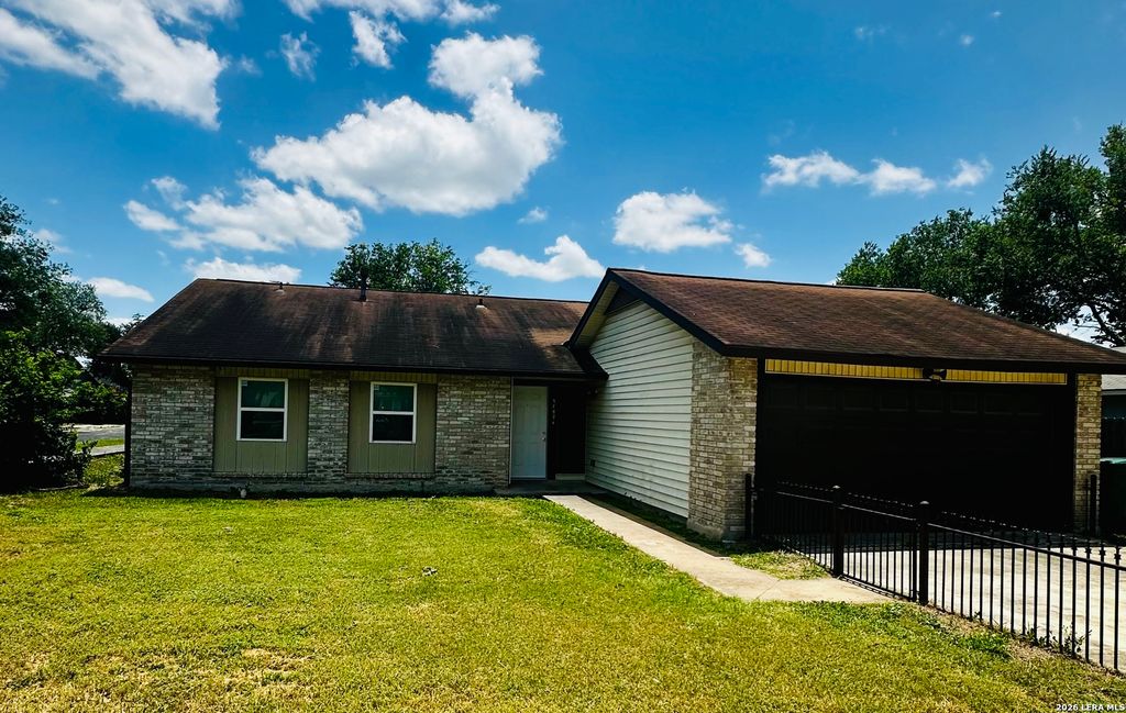 9803 Flatland Trl, Converse, TX 78109