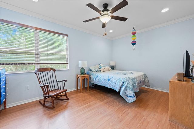 1316 SE 18th Ter, Homestead, FL 33035