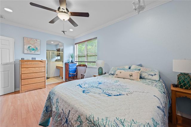 1316 SE 18th Ter, Homestead, FL 33035