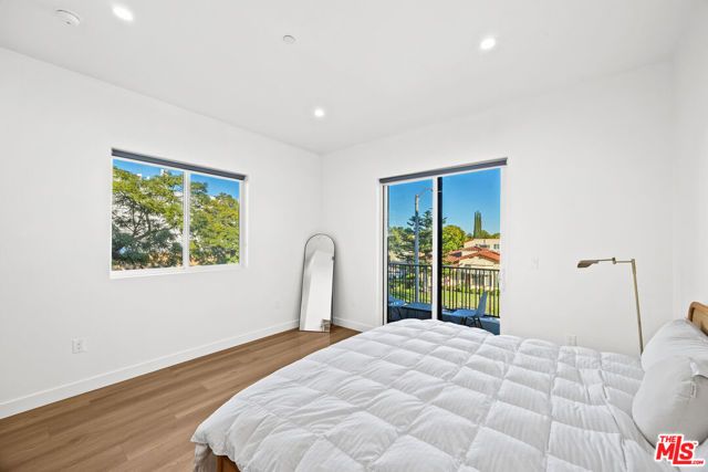 1905 S Corning Street 1, Los Angeles, CA 90034