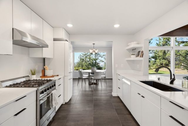 4203 E 18th Ave, Spokane, WA 99223