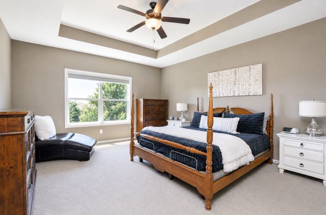 9425 Bellflower Lane, Norwalk, IA 50211