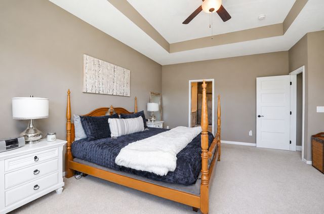 9425 Bellflower Lane, Norwalk, IA 50211