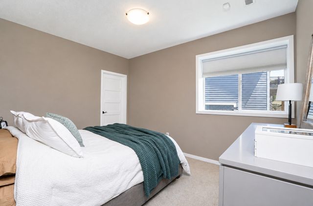 9425 Bellflower Lane, Norwalk, IA 50211