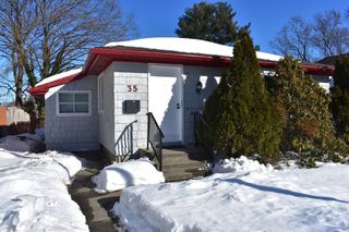 35 Dustin St, Worcester, MA 01604