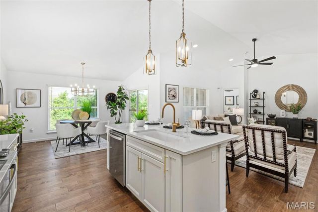 2 Aspen II at Deer Meadows, Sullivan, MO 63084